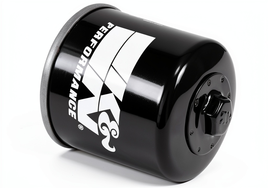 Filtre à huile K&N Powersports monté sur une moto