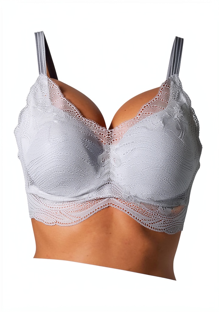 Femme portant le soutien-gorge Triumph Lift Smart P Ex Bra en situation quotidienne