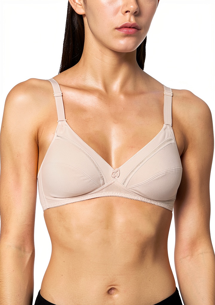 Soutien-gorge Triumph Coton Classique porté sur un buste féminin